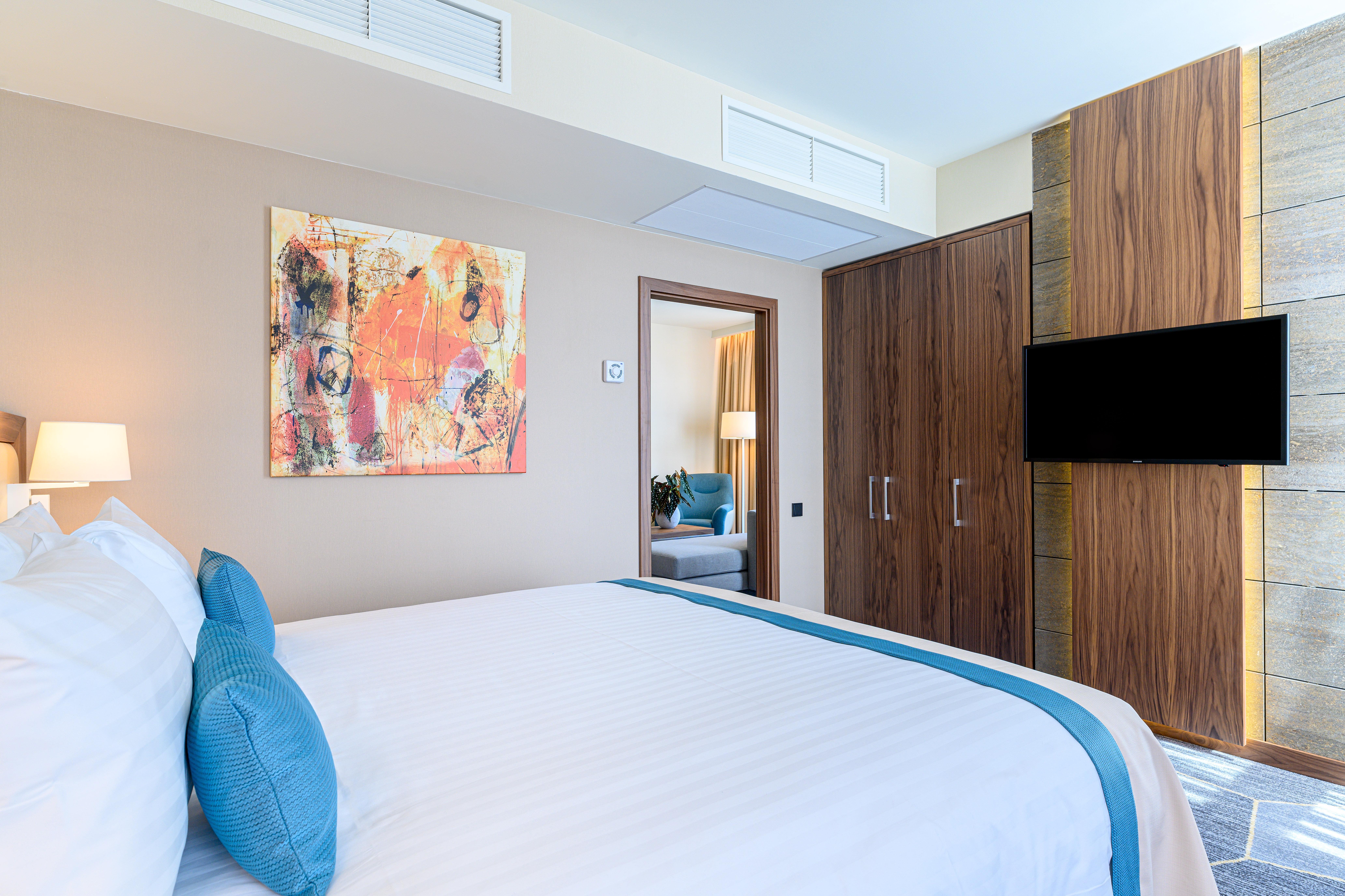 Crowne Plaza Maastricht By Ihg Hotel Exterior photo