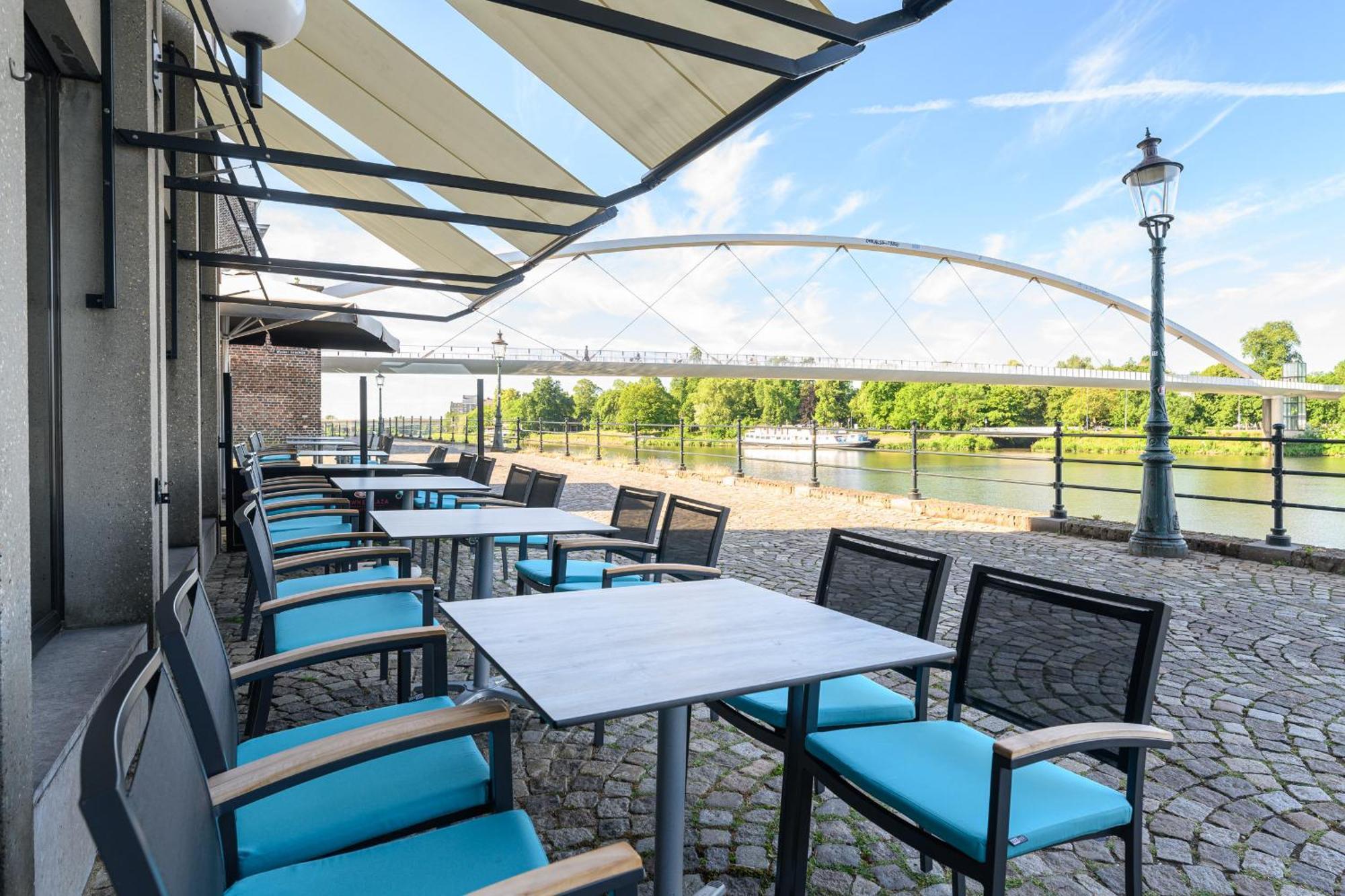 Crowne Plaza Maastricht By Ihg Hotel Exterior photo